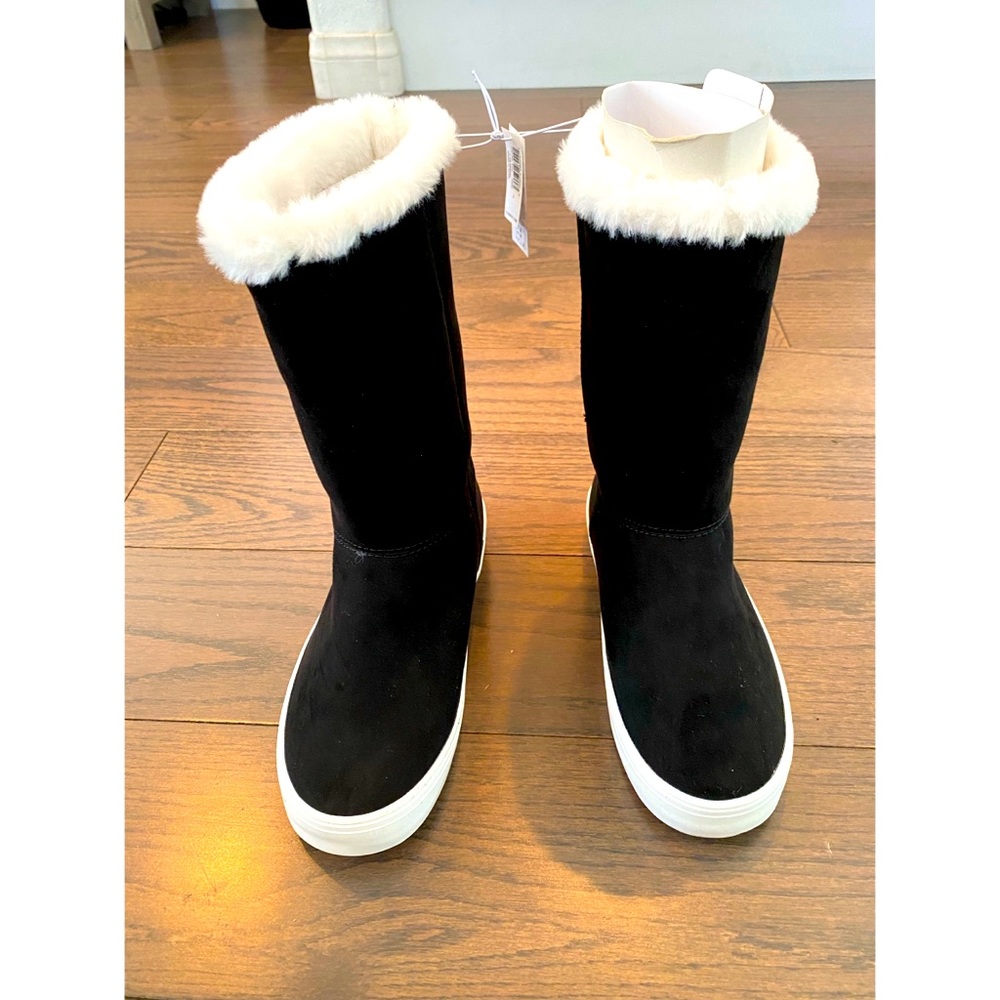Girls boots